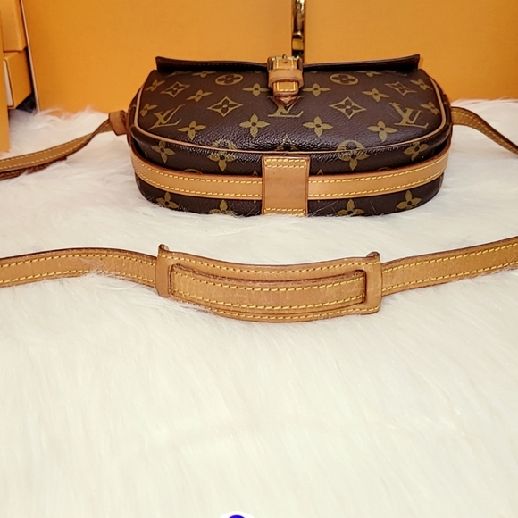 💯% Authentic Louis Vuitton Crossbody bag Jeune Fille PM - Picture 12 of 15